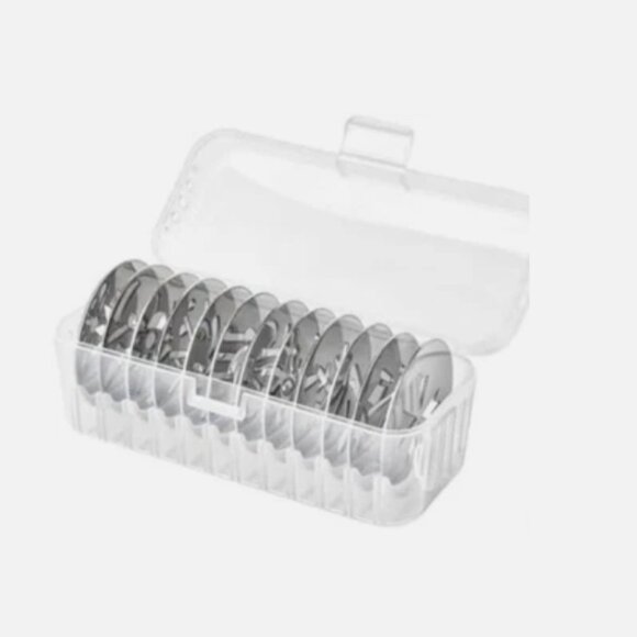 OXO SoftWorks 20 Piece Cookie Press Set - Picture 4 of 7